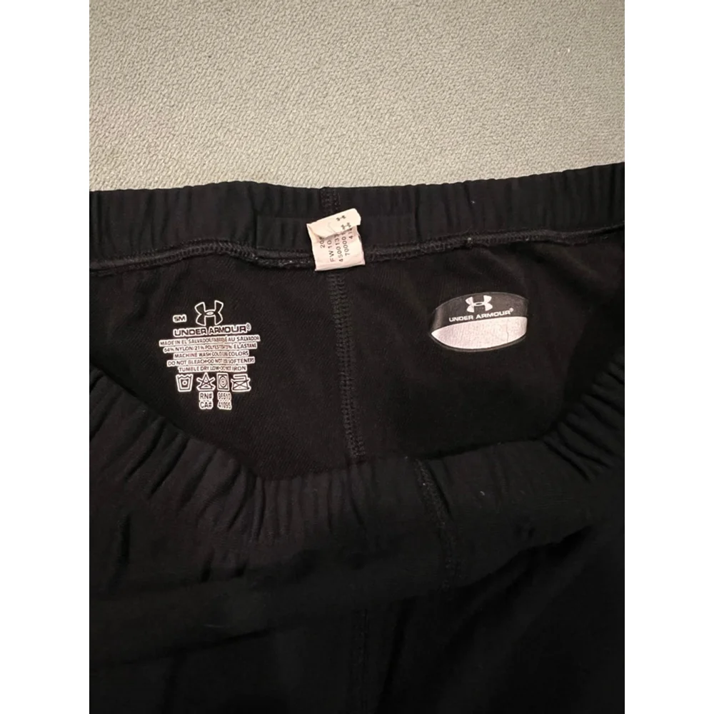 Women's Under Armour Black Leggings SM